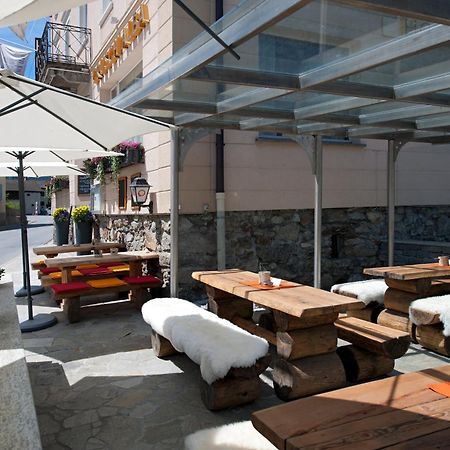 Hotel Crusch Alba Zernez Luaran gambar