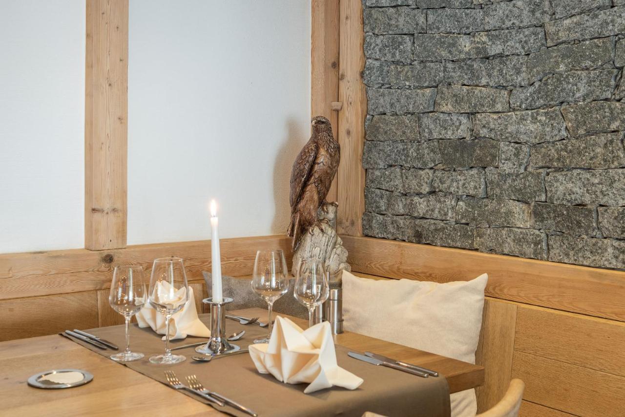 Hotel Crusch Alba Zernez Luaran gambar
