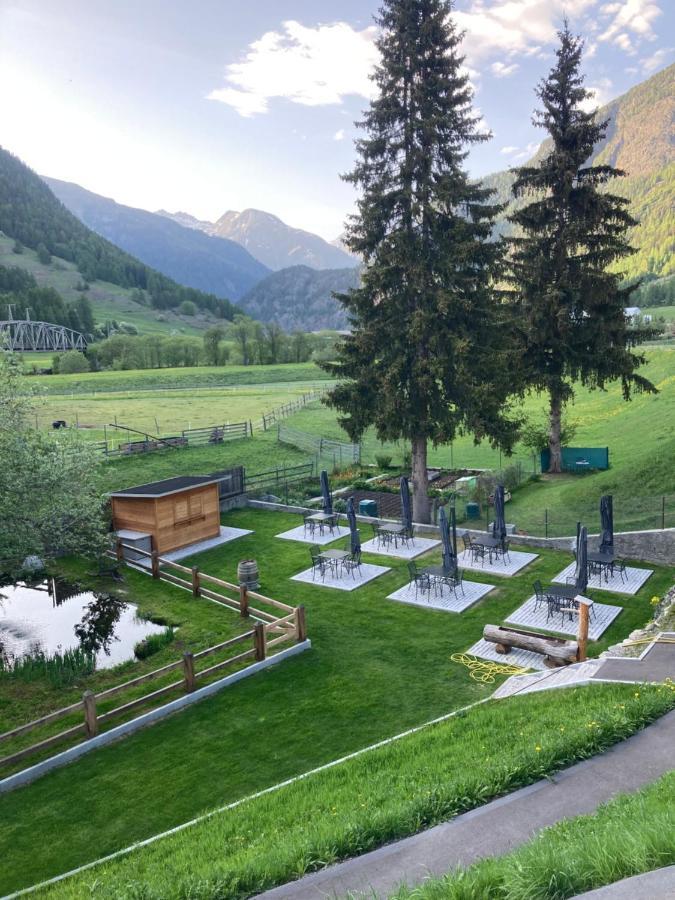 Hotel Crusch Alba Zernez Luaran gambar