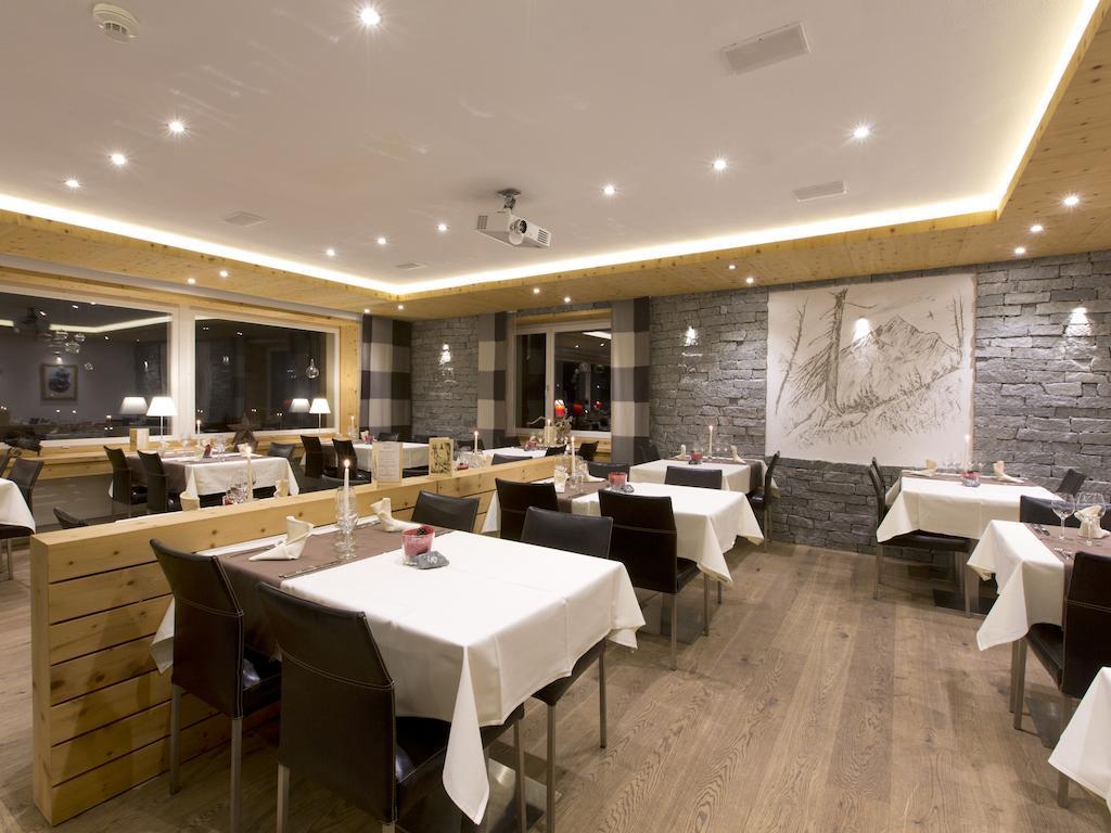 Hotel Crusch Alba Zernez Luaran gambar