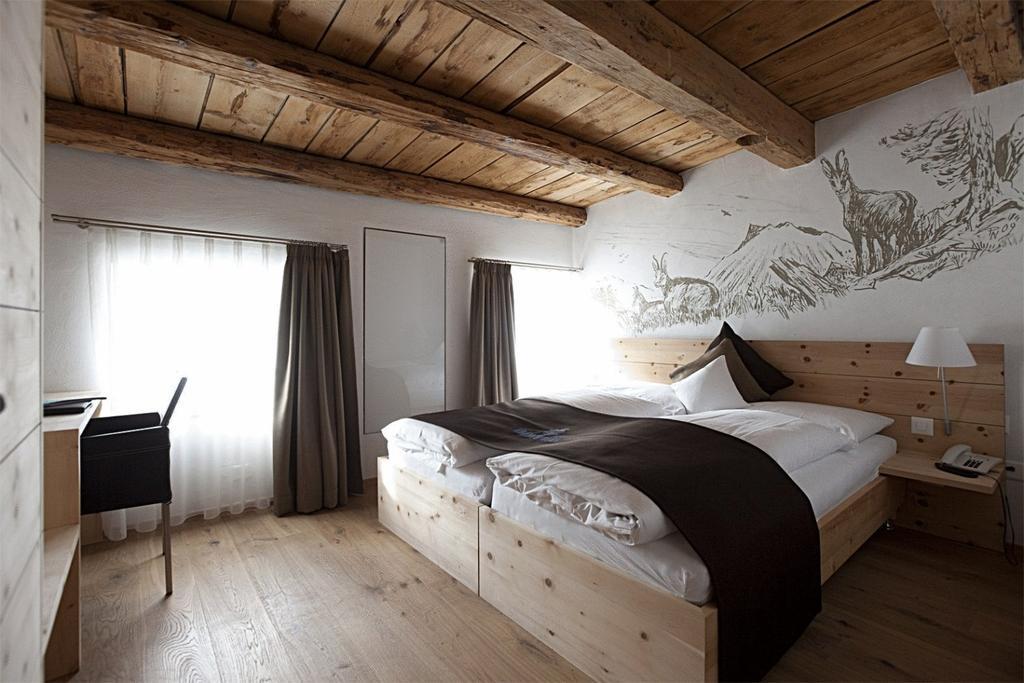 Hotel Crusch Alba Zernez Luaran gambar