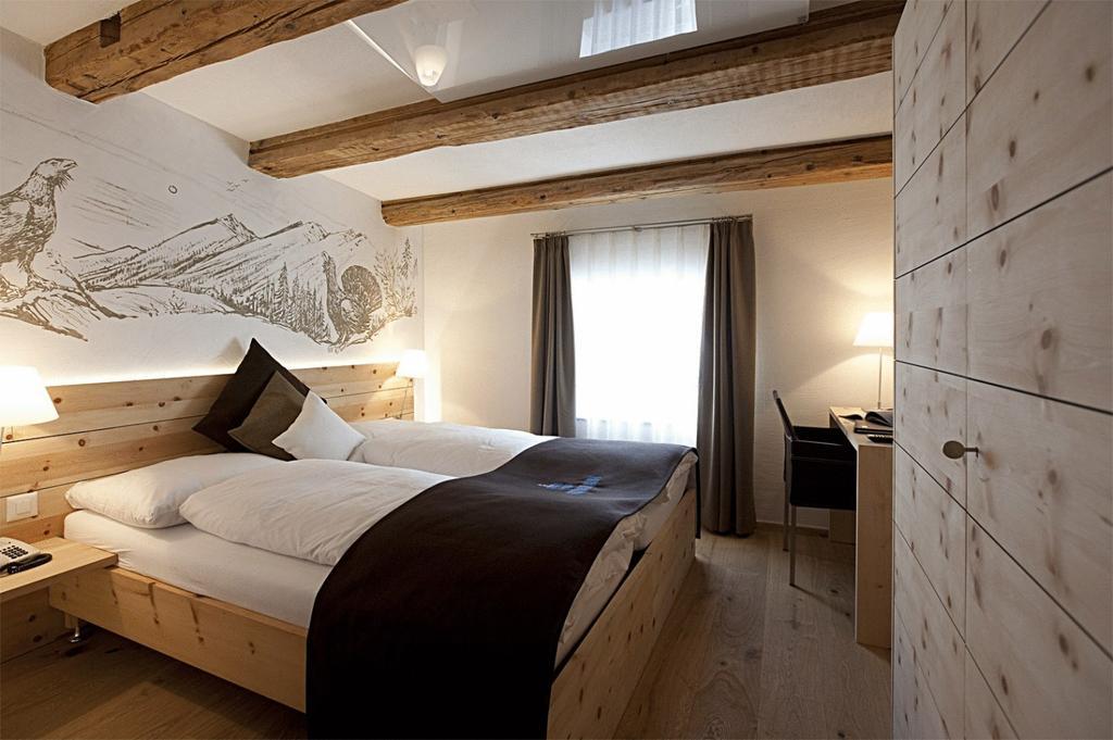 Hotel Crusch Alba Zernez Luaran gambar