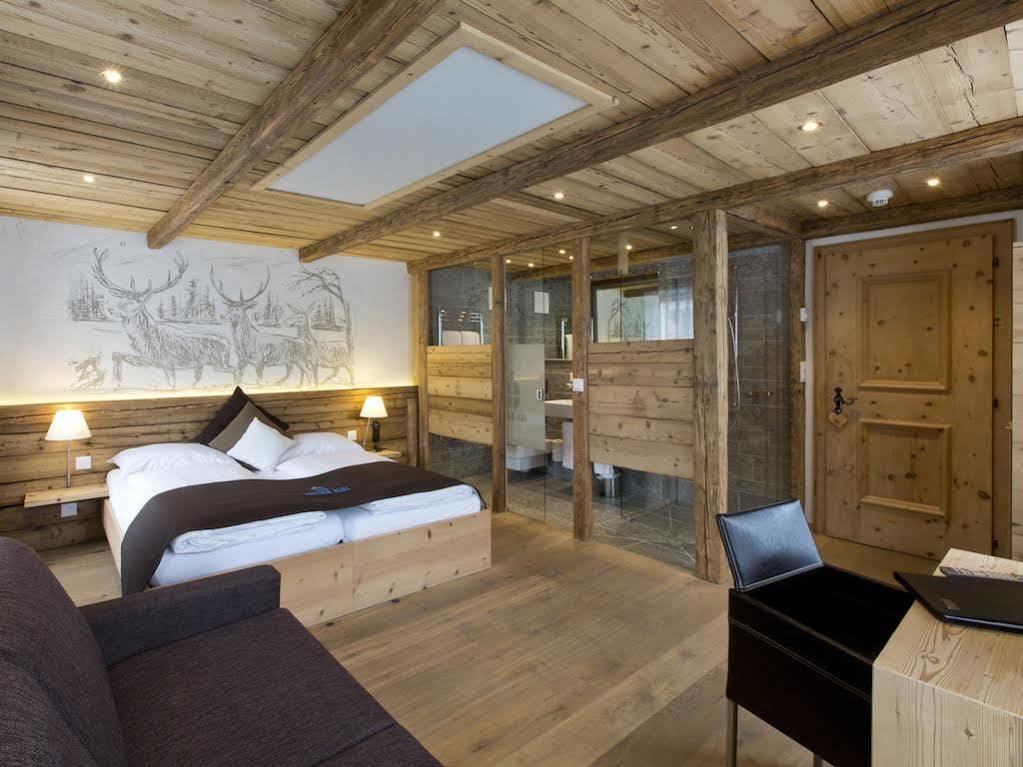 Hotel Crusch Alba Zernez Luaran gambar