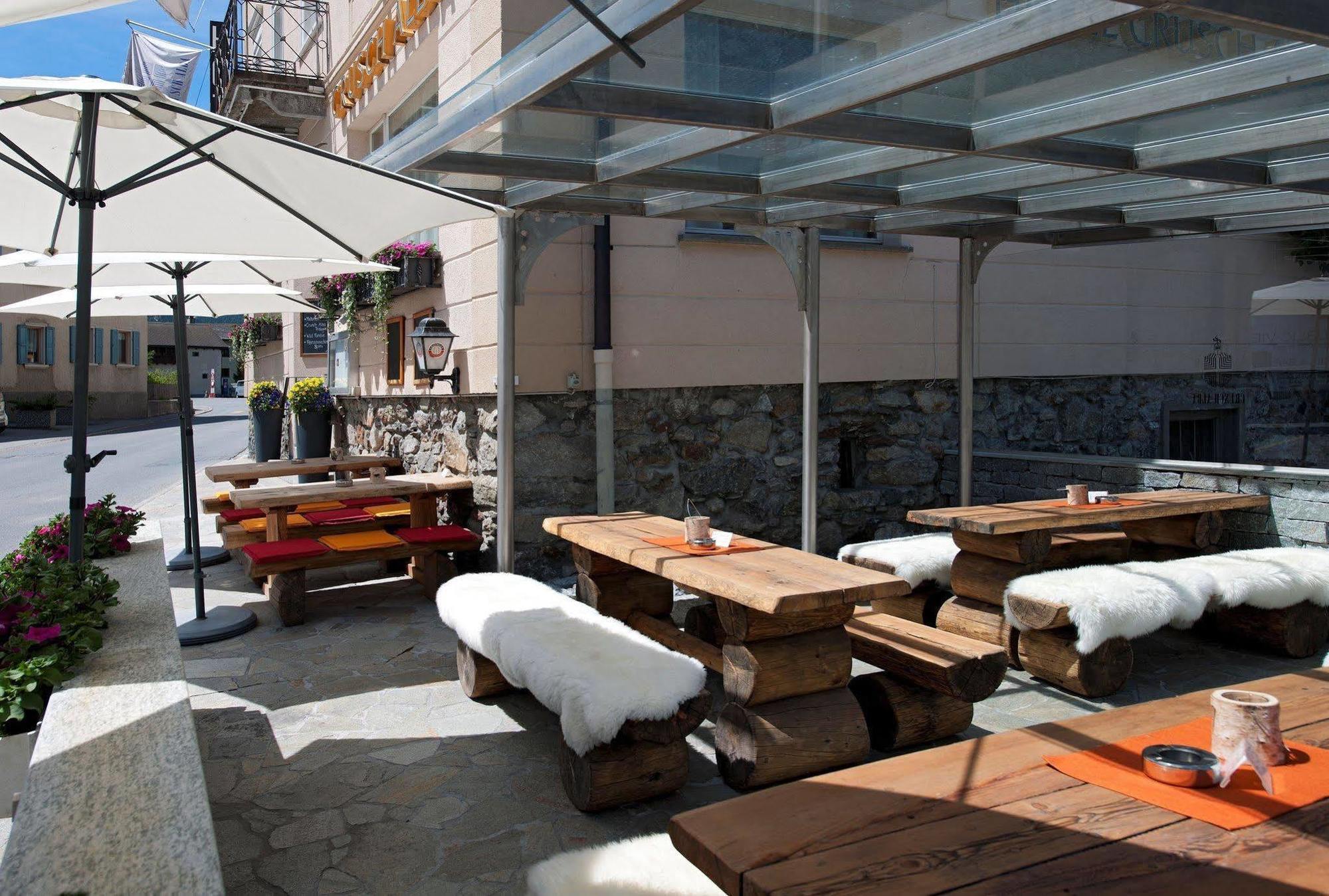 Hotel Crusch Alba Zernez Luaran gambar